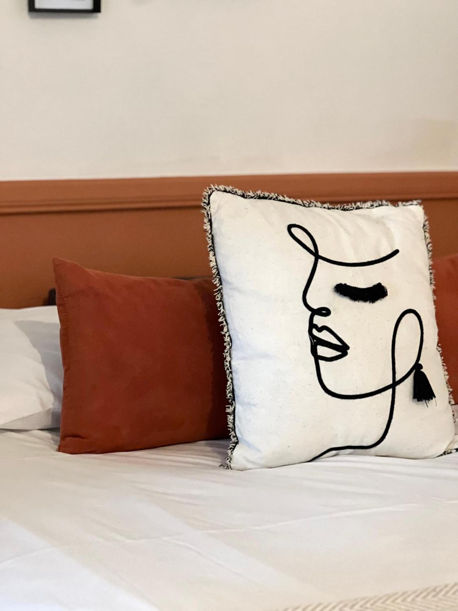 Apartament Le Chalotais, Hyper Centre De Rennes Zewnętrze zdjęcie